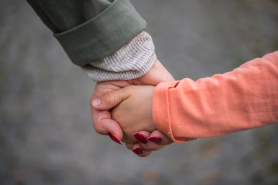 Gwiazdy, które zwróciły się do macierzyństwa zastępczego