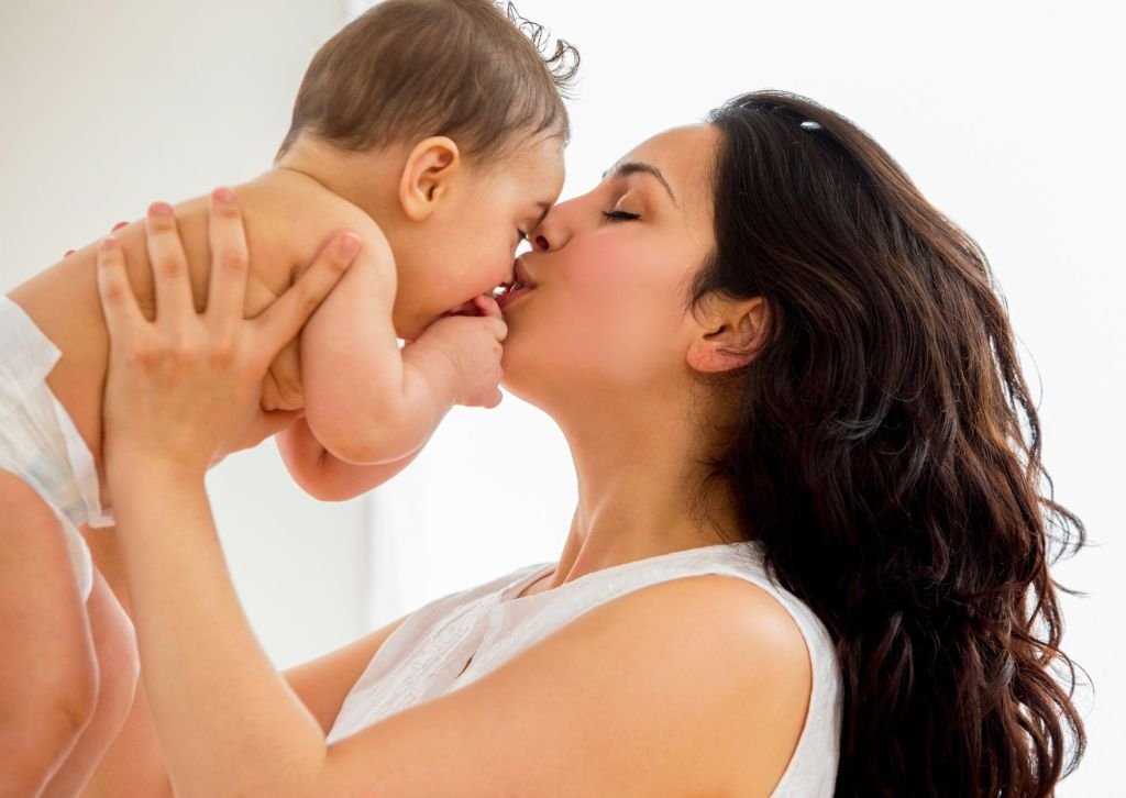 Surrogacy and Adoption: understanding the legal differences